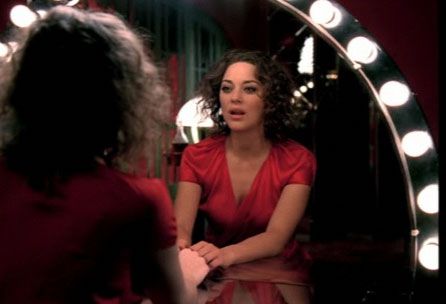 Clip : Marion Cotillard chante Franz Ferdinand pour Dior