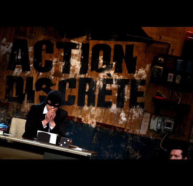 Sébastien Thoen présente "Groupe action discrète" sur Canal+