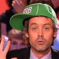 Vidéobuzz : quand Elkabbach n'aime pas les questions du "Petit journal" de Yann Barthès (vidéo)