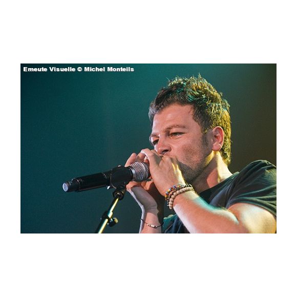 Christophe Maé, lors du "Paris Voltage Live", le 17 mai 2010 à Bobino (Paris)