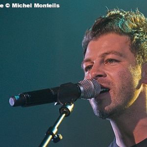 Christophe Maé, lors du "Paris Voltage Live", le 17 mai 2010 à Bobino (Paris)