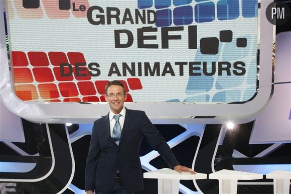 Julien Courbet sur le plateau du "Grand défi des animateurs"