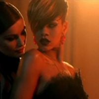 Clip : entre Rihanna et Laetitia Casta, c'est très chaud