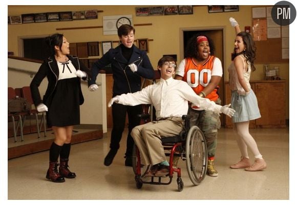 Jenna Ushkowitz, Chris Colfer, Kevin Mc Hale, Amber Riley et Lea Michele dans "Glee"