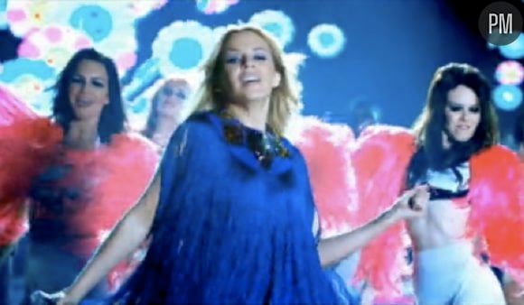 Kylie Minogue dans le clip "Better than Today"