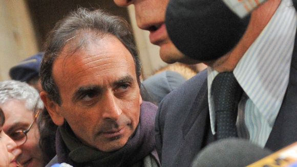 Même condamné, Zemmour aura toujours son siège chez Ruquier