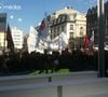 Les manifestants ont poussé la barrière. Place de Jaude, Clermont-Ferrand.