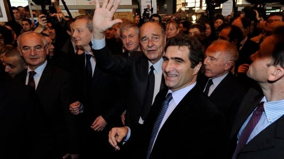 Cohue de journalistes pour la visite de Jacques Chirac au salon de l'agriculture