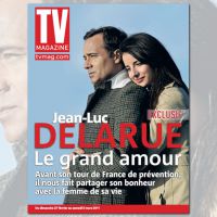 Jean-Luc Delarue pose dans la presse avec sa nouvelle compagne