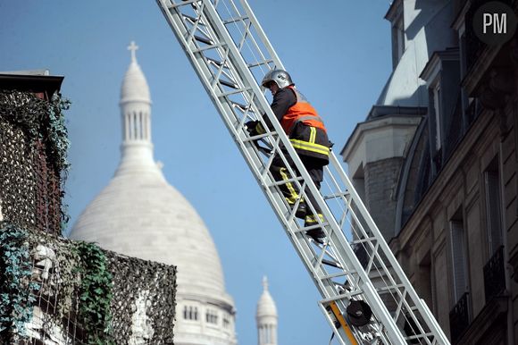 Au pied du Sacré Coeur, l'ambiance était sombre ce matin. Un important incendie s'est déclaré aux alentours de huit heures dans la salle de concerts parisienne l'Élysée-Montmartre. 