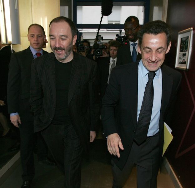 Pierre Bellanger et Nicolas Sarkozy en 2007 dans les studios de Skyrock.