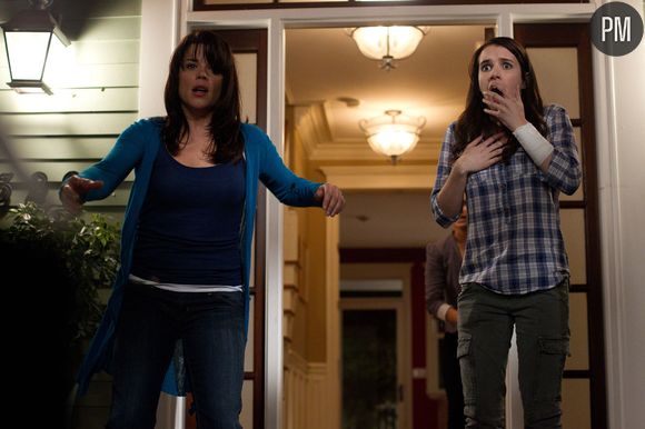 Neve Campbell et Emma Roberts dans "Scream 4"