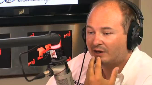 Traité de "con" par Ardisson, Cauet l'appelle en direct sur NRJ