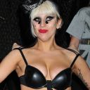Lady Gaga présente son nouvel album à New York le 23 mai 2011.