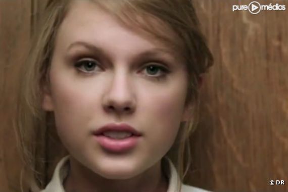Taylor Swift dans le clip de "The Story of Us"