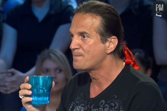 Francis Lalanne dans "On n est pas couché" du 25 avril 2009