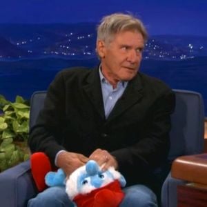 Harrison Ford passe sa colère sur le Grand Schtroumpf !