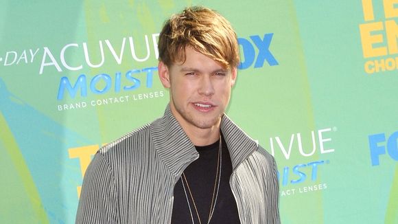 Après "Glee", Chord Overstreet s'invite dans "The Middle"