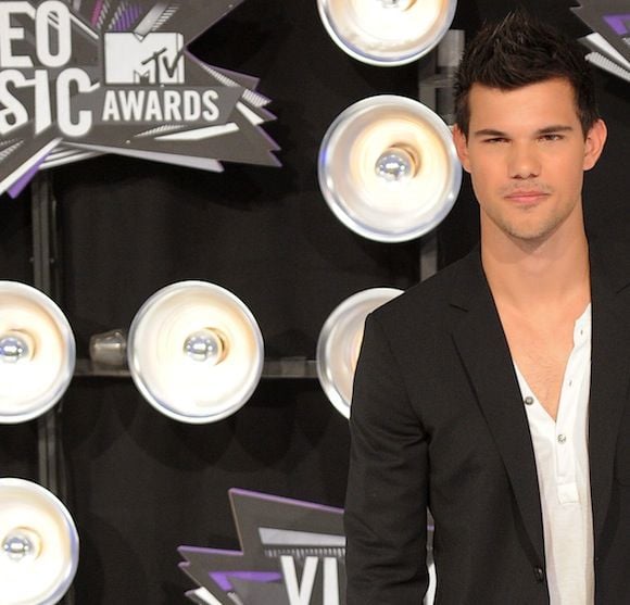 Taylor Lautner lors des "MTV Video Music Awards 2011"