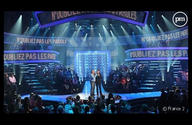 Nagui présente "N'oubliez pas les paroles" sur France 2