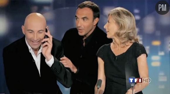 Nicolas Canteloup entouré de Claire Chazal et Nikos Aliagas pour "20h, c'est Canteloup".