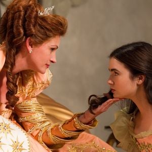 Julia Roberts et Lily Collins dans "Blanche Neige"