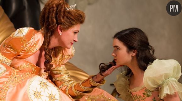 Julia Roberts et Lily Collins dans "Blanche Neige"