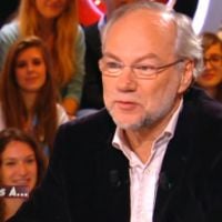 Zapping : Laurent Joffrin ne sait pas ce qui est écrit dans son magazine