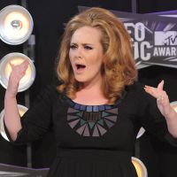 Adele passe la barre du million de ventes en France