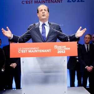 François Hollande, dans son nouveau QG de campagne.