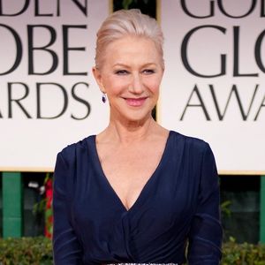 Helen Mirren sur le tapis rouge des Golden Globes 2012