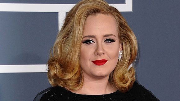 Sex tape : Adele va porter plainte contre le magazine français "Public"