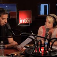 Zapping : Michel Cymes et Marina Carrère d'Encausse aux commandes d'"A votre écoute, coûte que coûte"