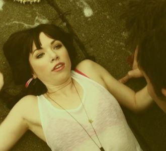 Carly Rae Jepsen dans le clip de 'Call Me Maybe'