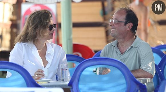 Valérie Trierweiler et François Hollande sur la plage de Brégançon