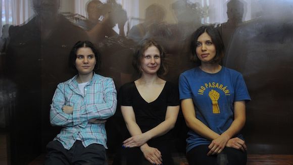 Le groupe russe Pussy Riot condamné à 2 ans de camp