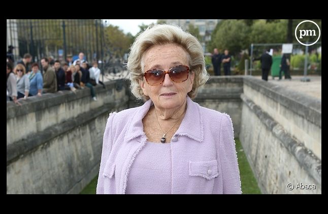 Pour Bernadette Chirac, "ce ne serait pas convenable" que Valérie Trierweiler revienne à la télévision