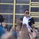 Plus de 20.000 personnes ce midi au Trocadéro pour "Gangnam Style"