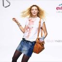 Grand Prix de la communication extérieure pour les "tee-shirts" d'Evian.
