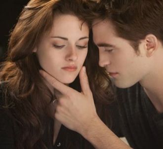 Robert Pattinson et Kristen Stewart forment le couple de...