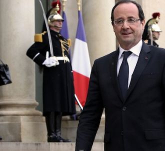 Selon un sondage, François Hollande serait moins bien...