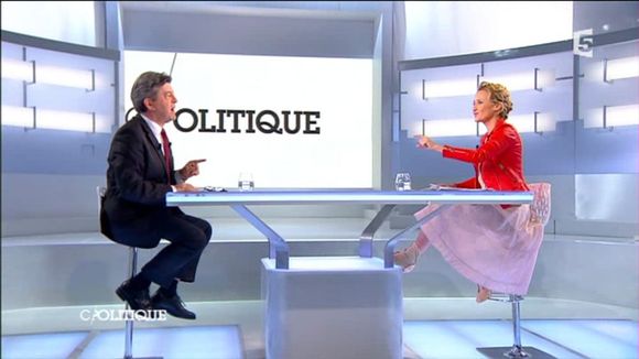 Jean-Luc Mélenchon face à Caroline Roux dans "C politique", le 17 mars 2013.