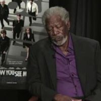 Morgan Freeman s'endort en pleine interview