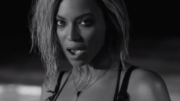 Beyoncé dévoile le clip de "Drunk in Love" avec Jay Z