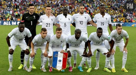 Les Bleus marquent aussi des points dans le coeur des Français