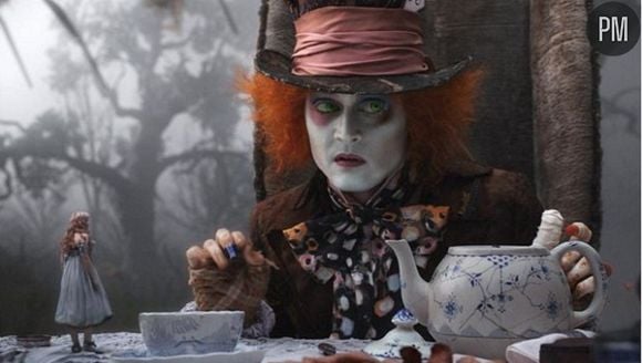 "Alice au Pays des merveilles" (2010) de Tim Burton avec Johnny Depp