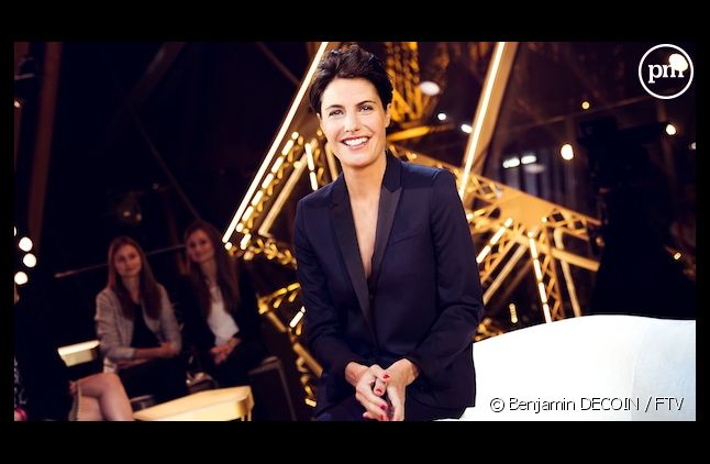 Alessandra Sublet a présenté le premier numéro de "Un soir à la Tour Eiffel" sur France 2