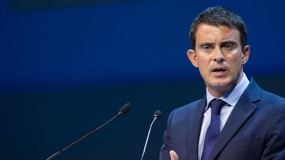 Manuel Valls dénonce la "dictature" des chaînes d'info en continu