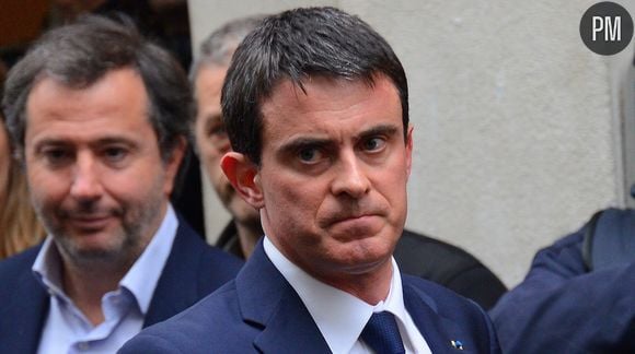 "Dégoût" de Manuel Valls pour la Une du "Point"