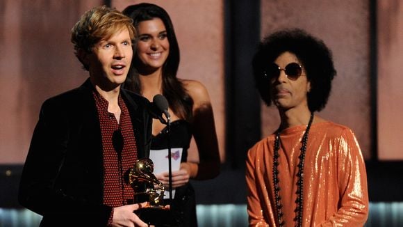 Grammy Awards 2015 : Beck répond à Kanye West après son irruption sur scène